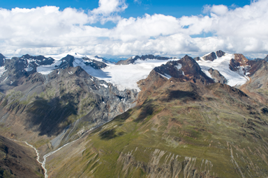 Die Gletscherwelt der Ötztaler Alpen im Sommer