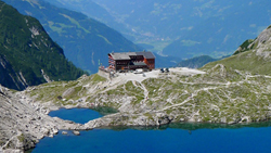 Hüttentouren in den Alpen und weltweit